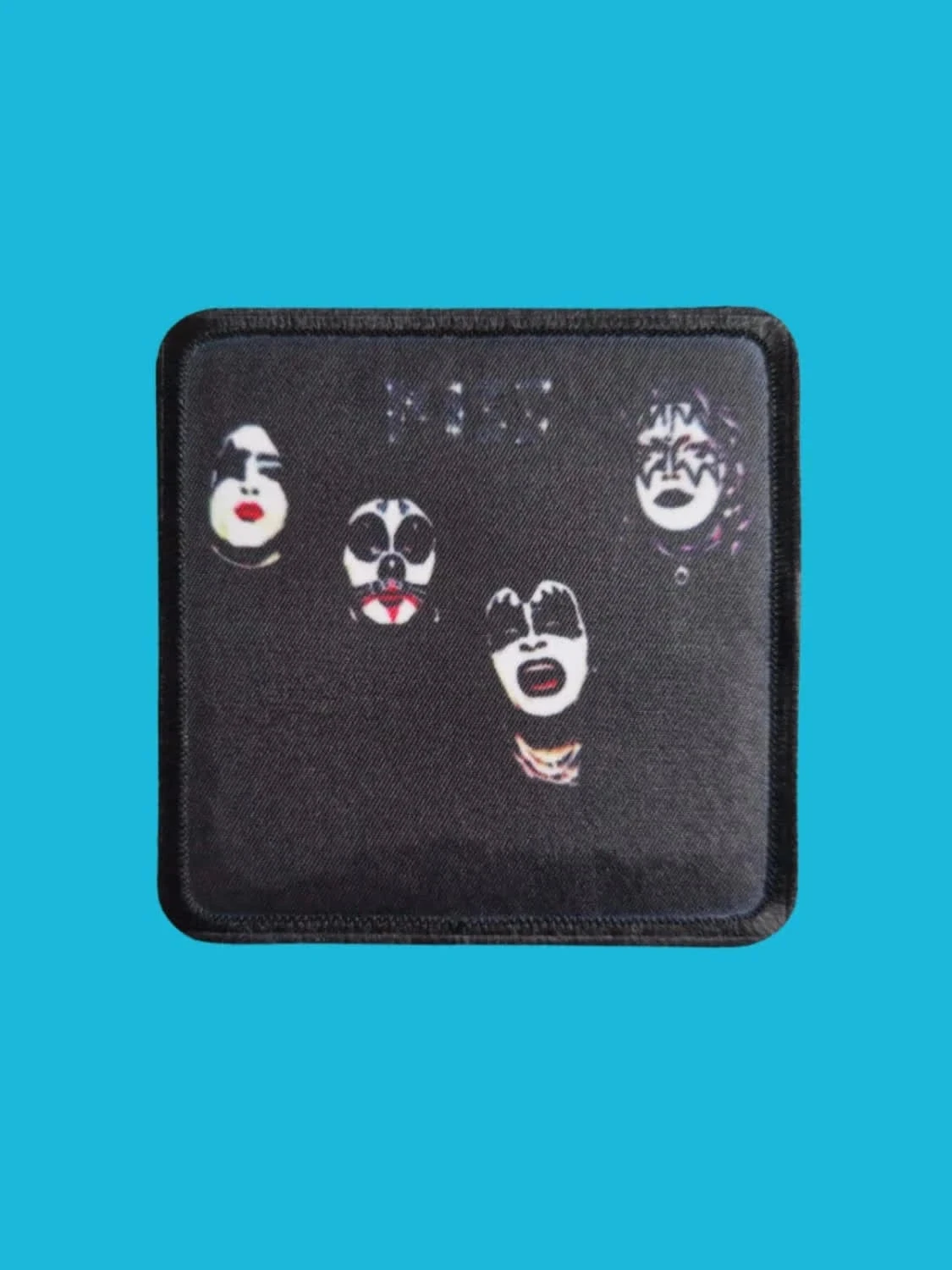Patch KISS - Groupe + Logo - Imprimé - Carré de 7,5 x 7,5 centimètres